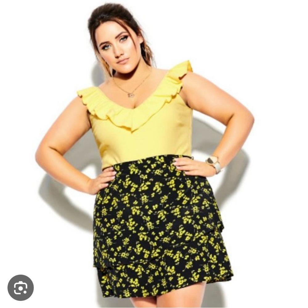 City chic floral skirt yellow and black size 18M